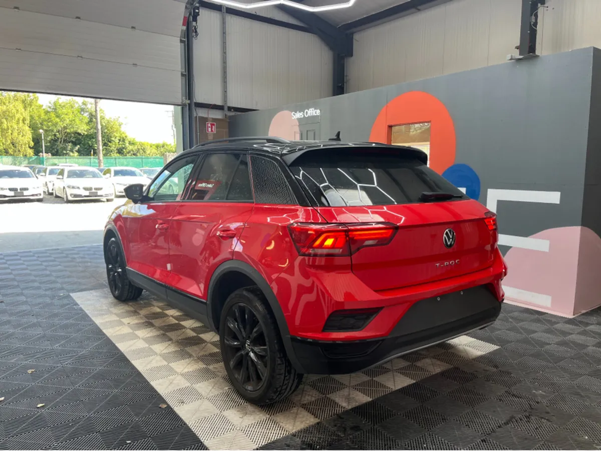 Volkswagen T-Roc T-ROC 2.0 TDI BLACK STYLE / 33k K - Image 4