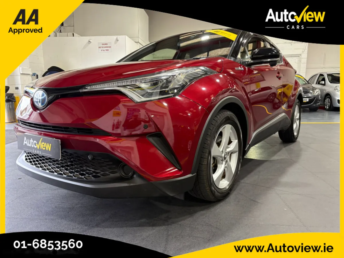 Toyota C-HR Two-Tone 1.8 Self-Charging Hybrid. AA - Image 4