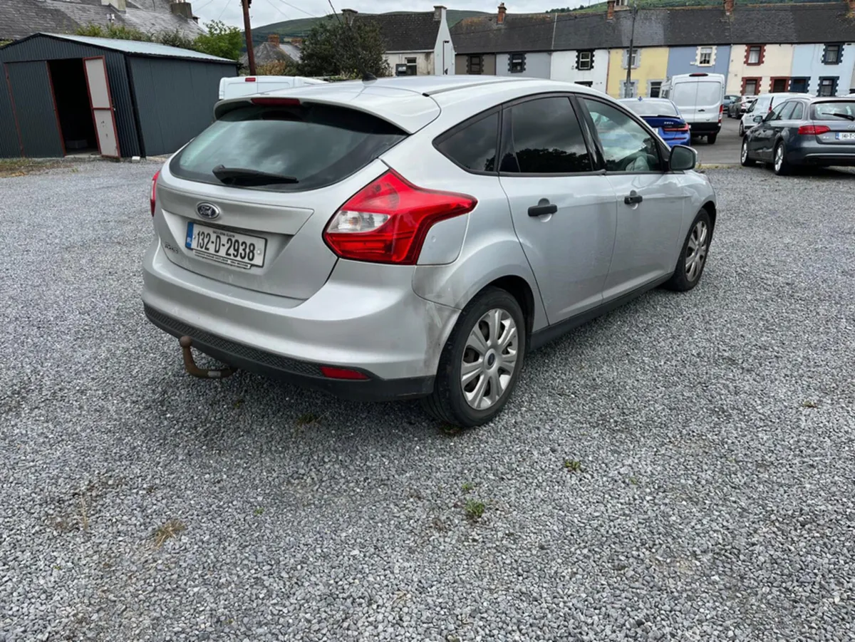 Ford Focus 1.6 TDCI 95PS 4DR VAN - Image 4