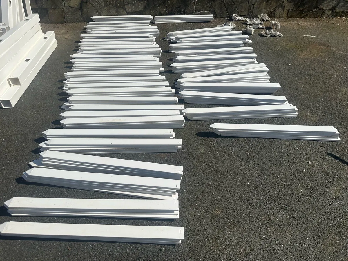 White PVC picket fencing. 35 fence panels total - Image 2