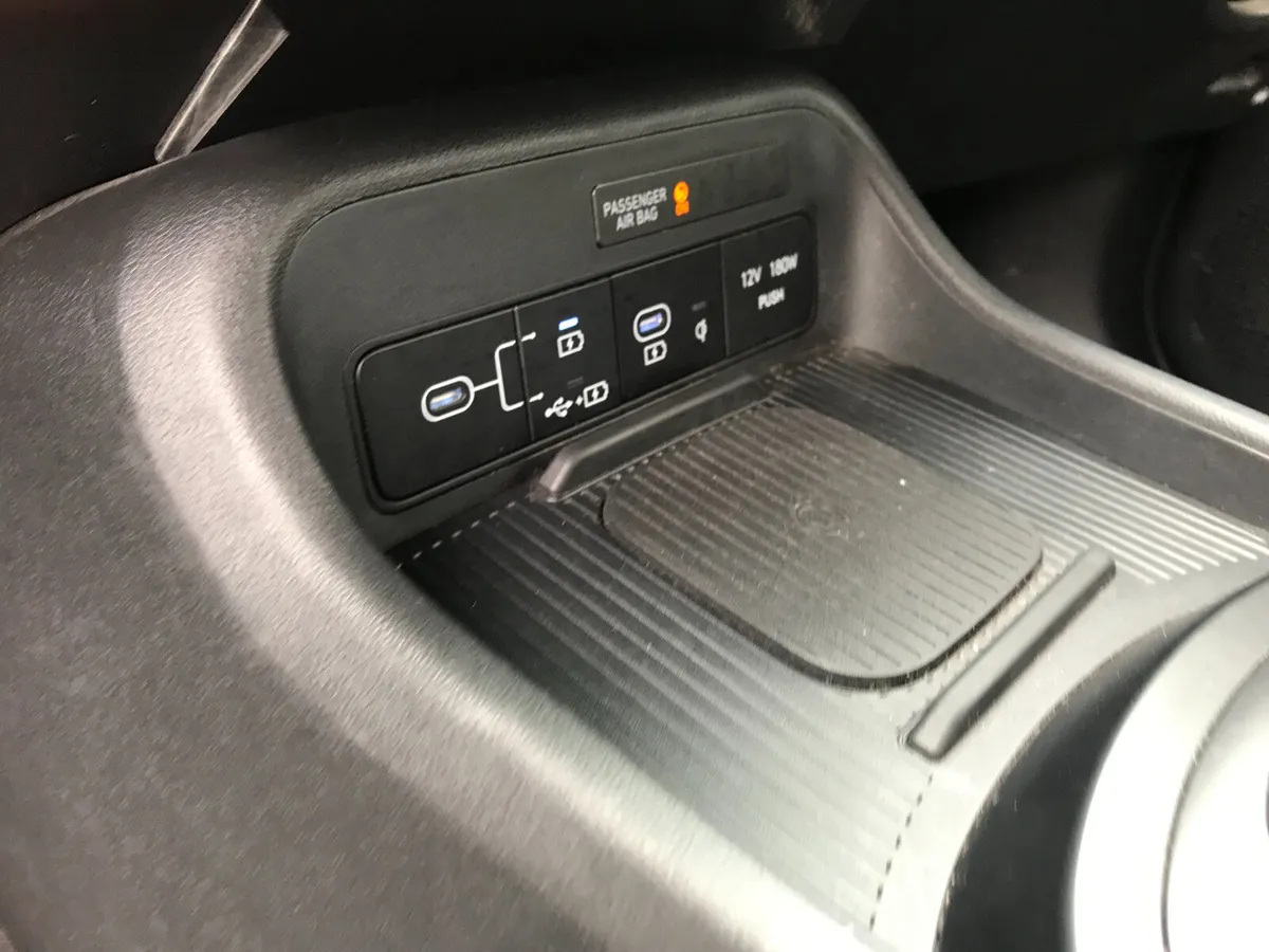 241 Hyundai KONA 1.0 Petrol N-Line 6 Speed Manual. - Image 3