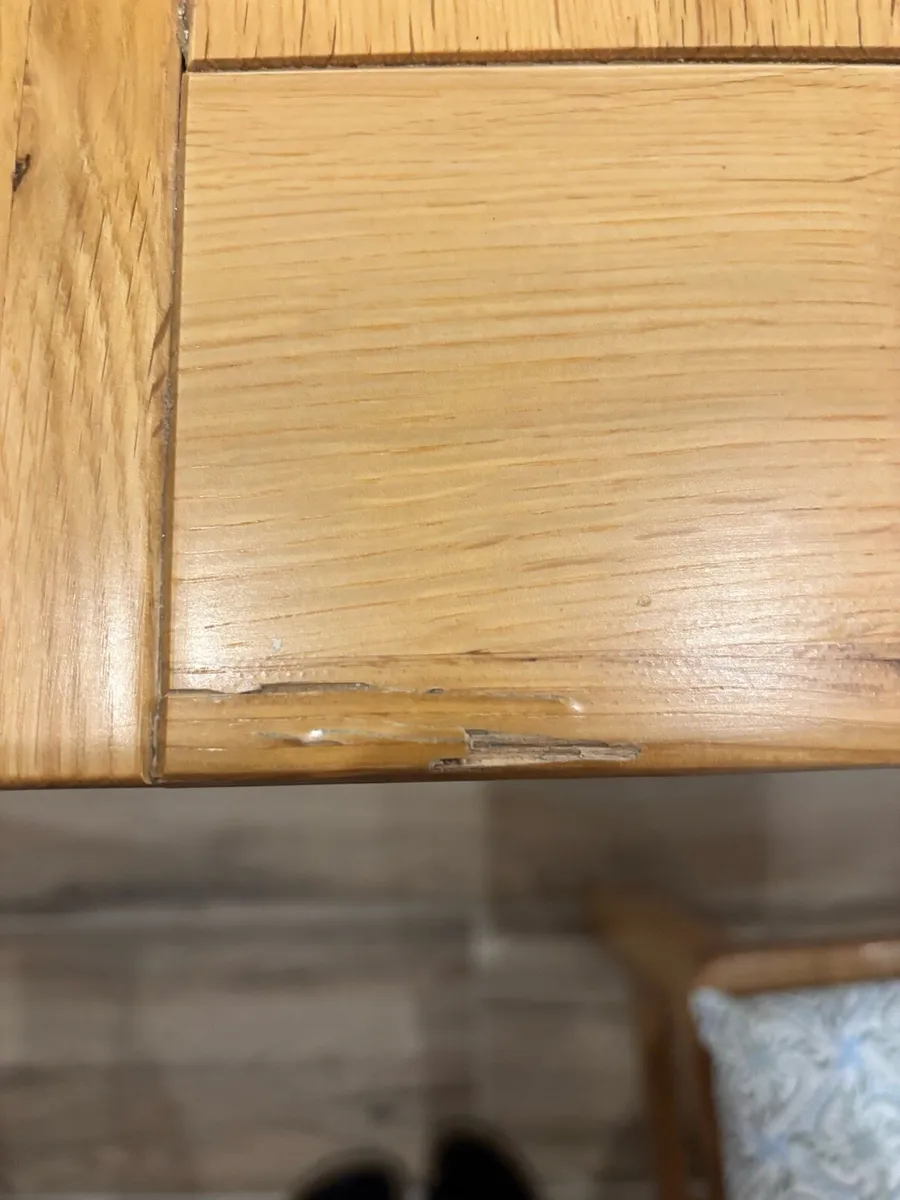 Oak kitchen table - Image 3