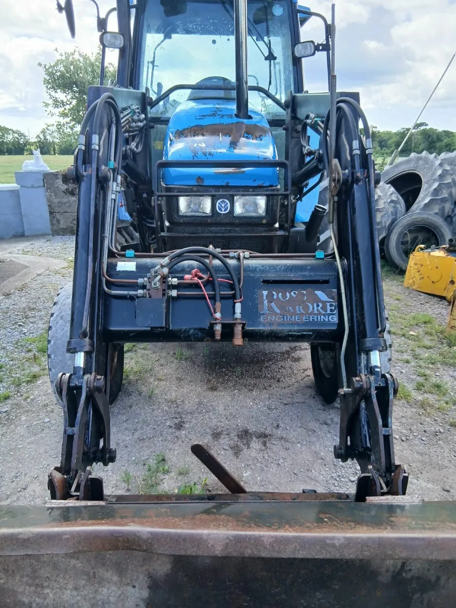 Rossmore loader FL60 TO Suit newholland - Image 4