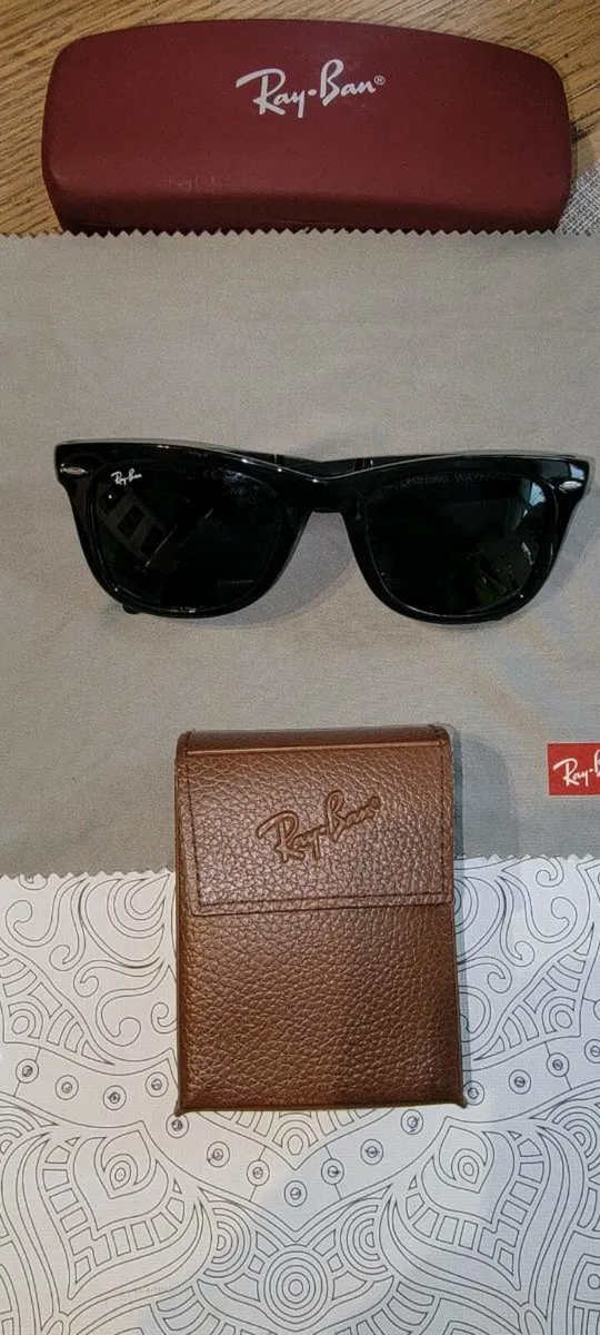Foldable Classic RayBan Sunglasses - Image 3