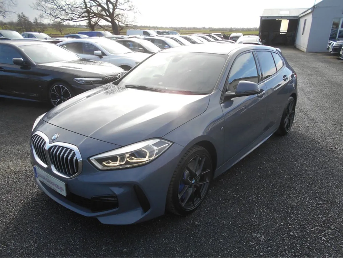 BMW 1 Series M Sport 118d (plus Pack black Leathe - Image 4