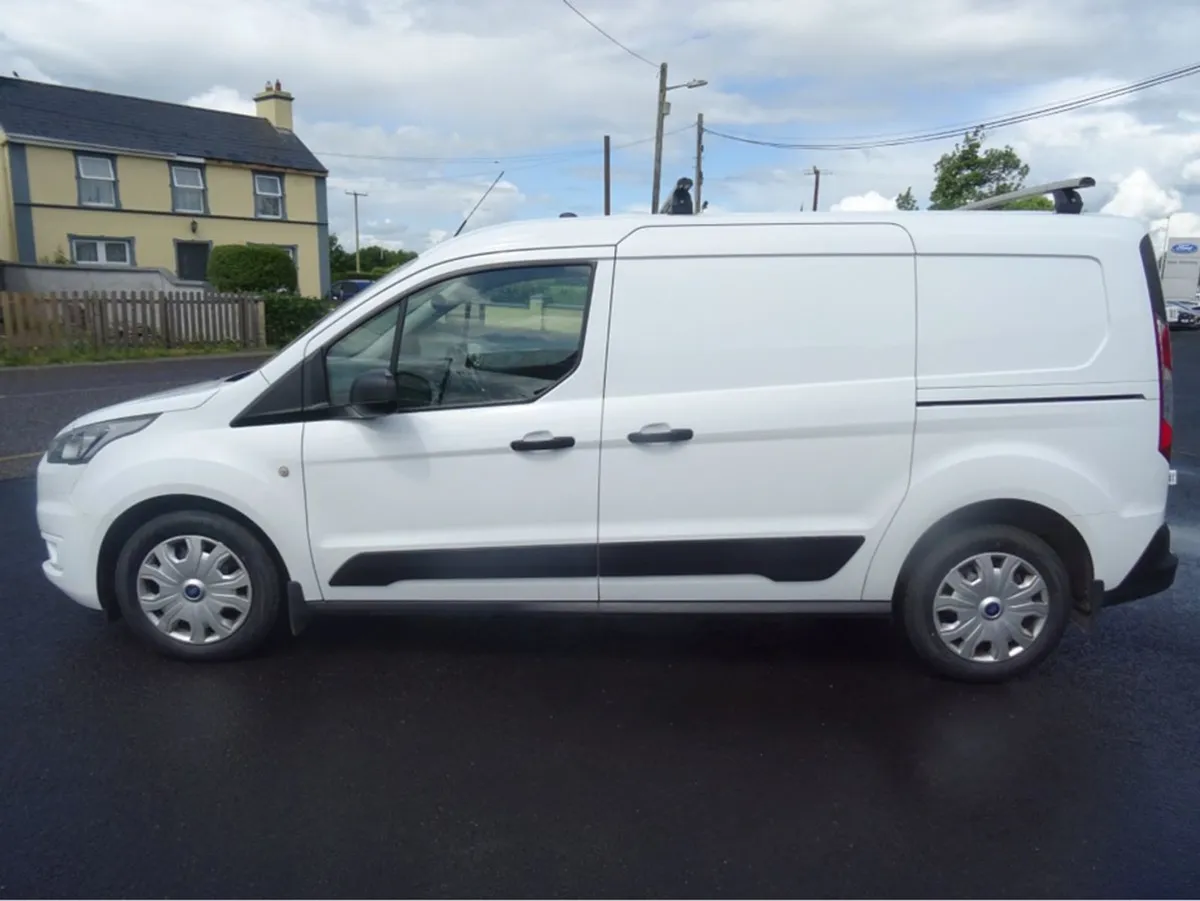 Ford Transit Connect VAN LWB HP TRE Trend 1.5 3 - Image 4