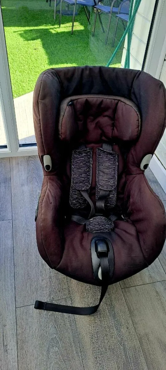 Maxi cosi car seat - Image 2