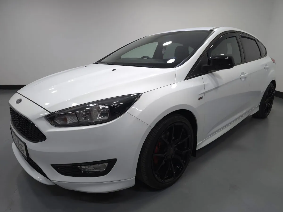 Ford Focus ST-Line 1.0 EcoBoost - Image 3