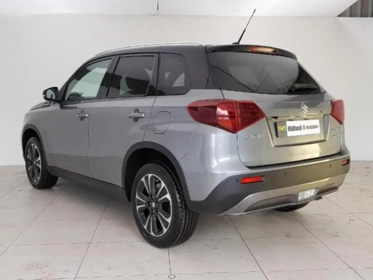 Suzuki Vitara SZ5 AGS - Image 2