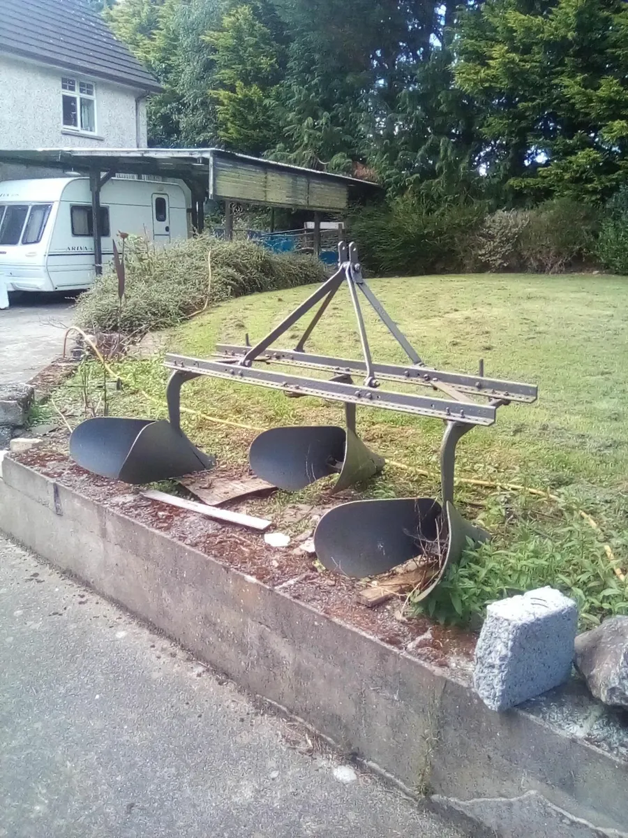 Ferguson drill plough - Image 1