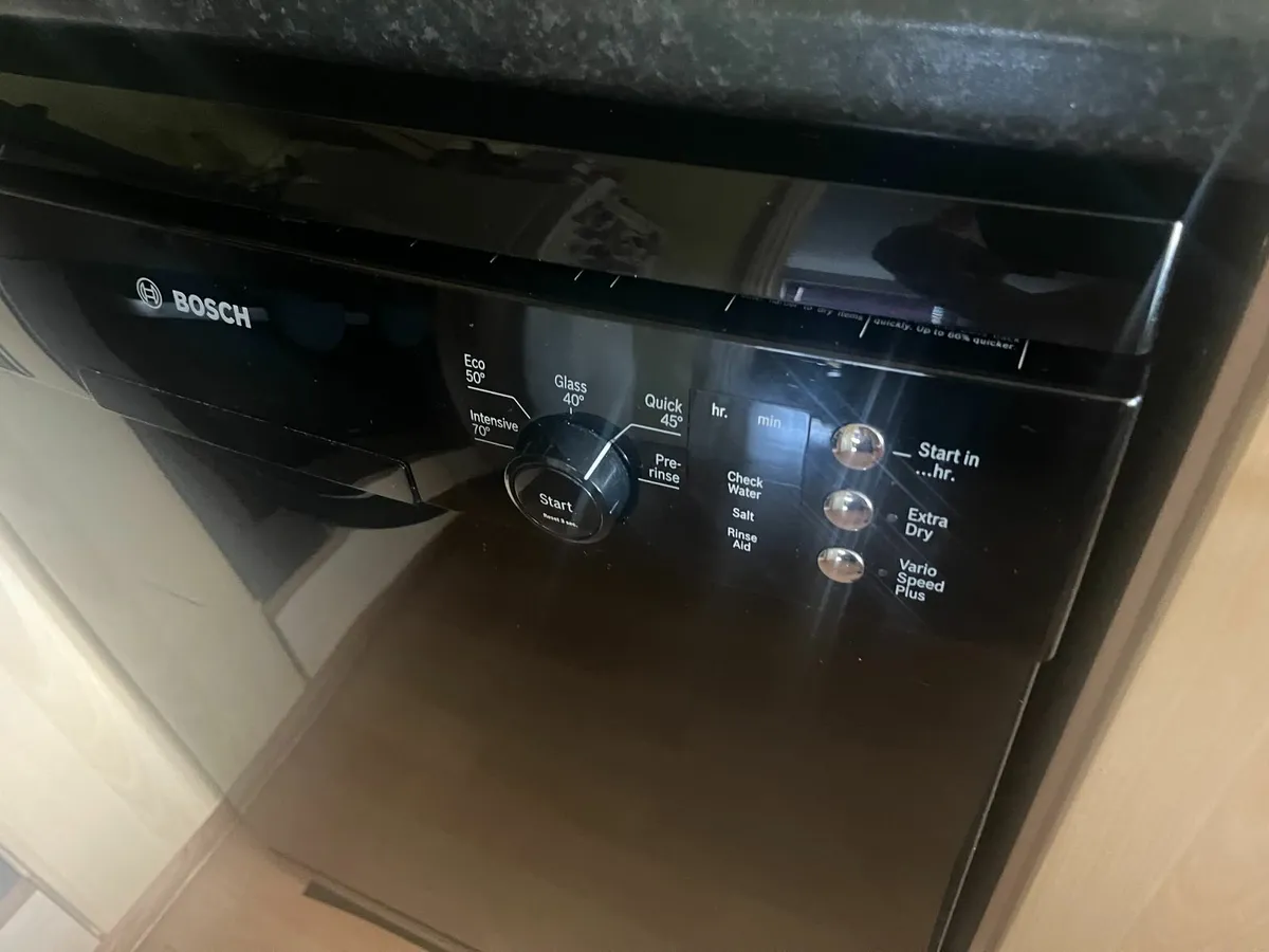Dishwasher - Image 1