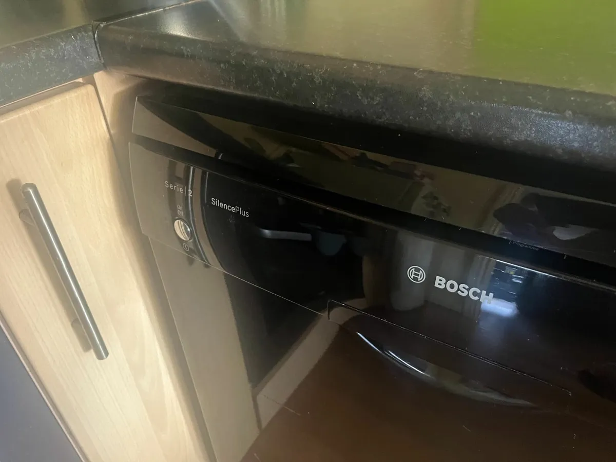 Dishwasher - Image 4
