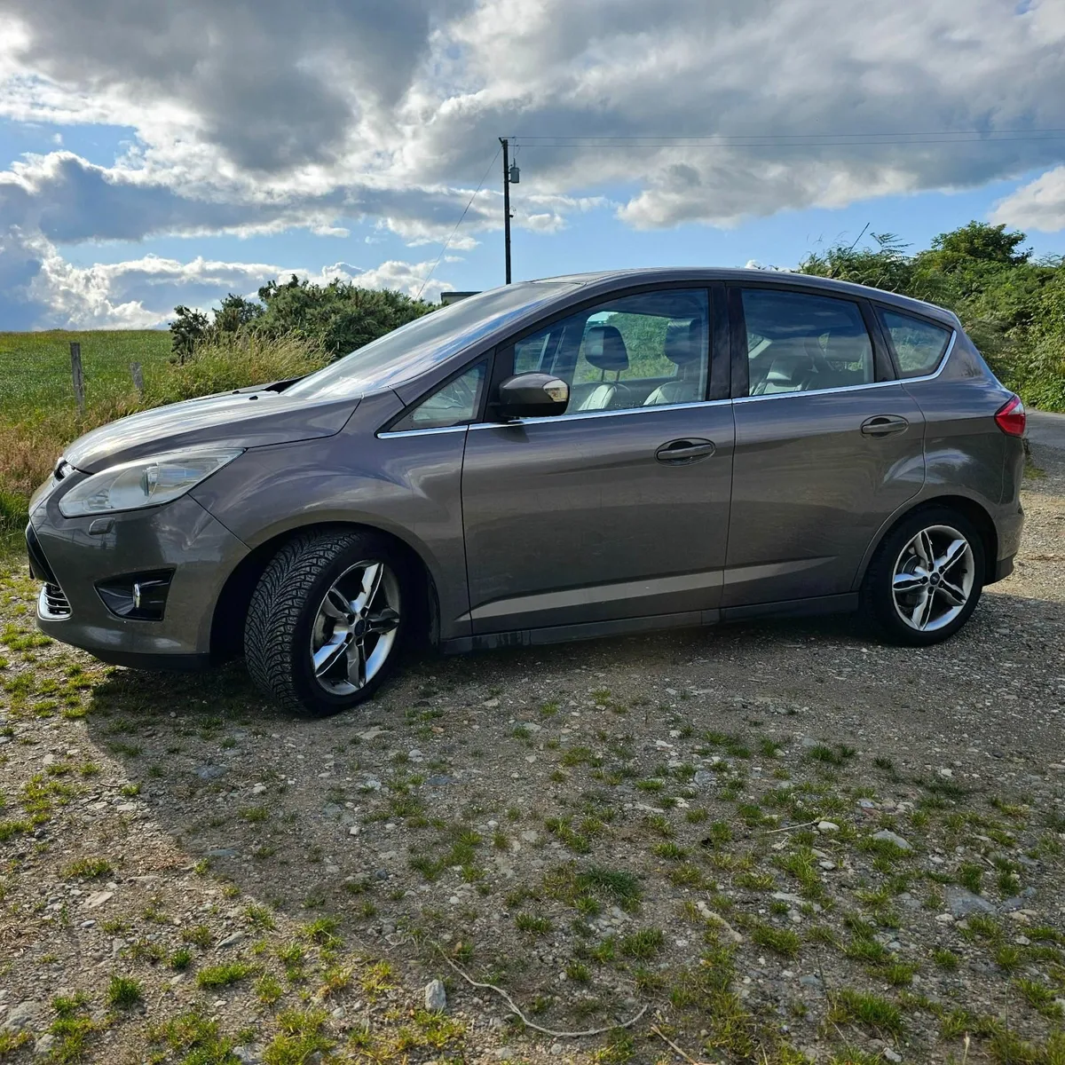 Ford C-Max 2013 - Image 1