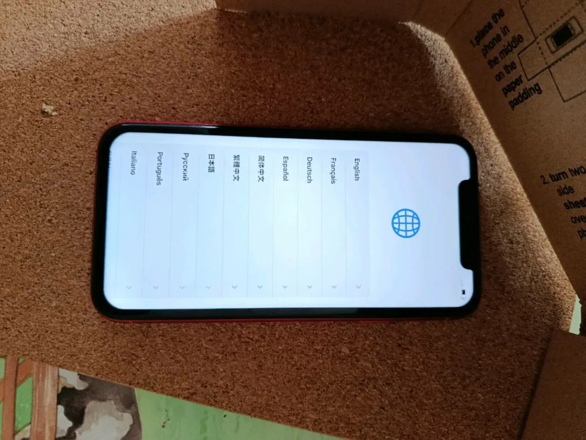 iPhone 11 - Image 4