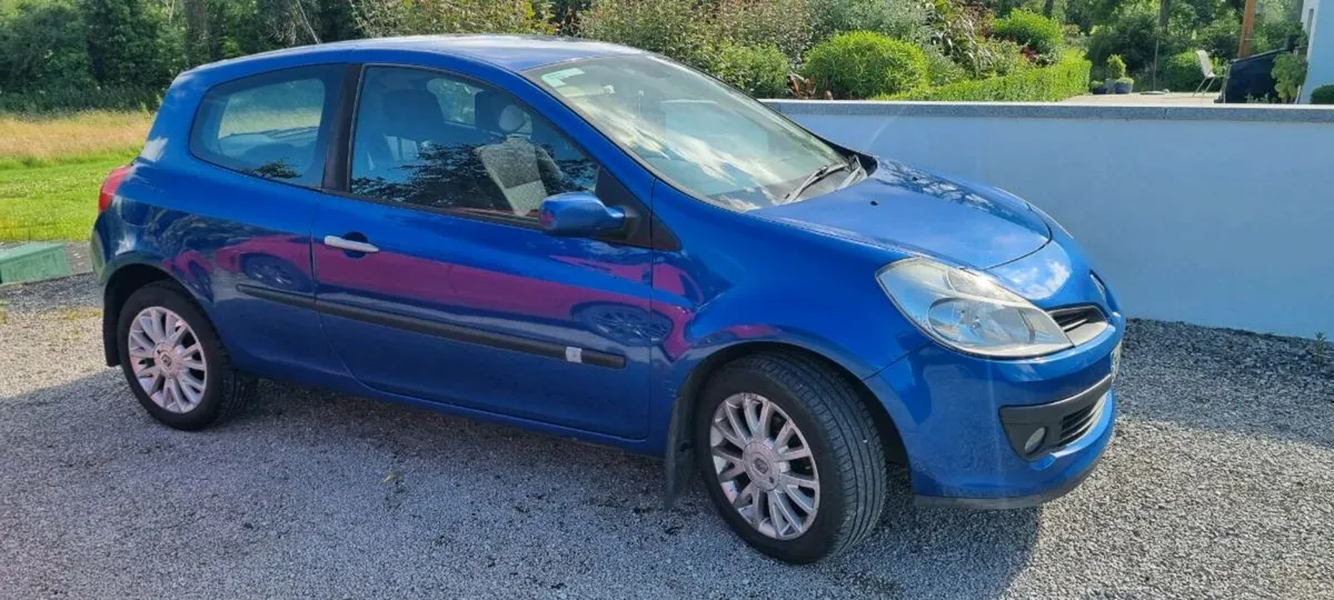 Renault clio - Image 1