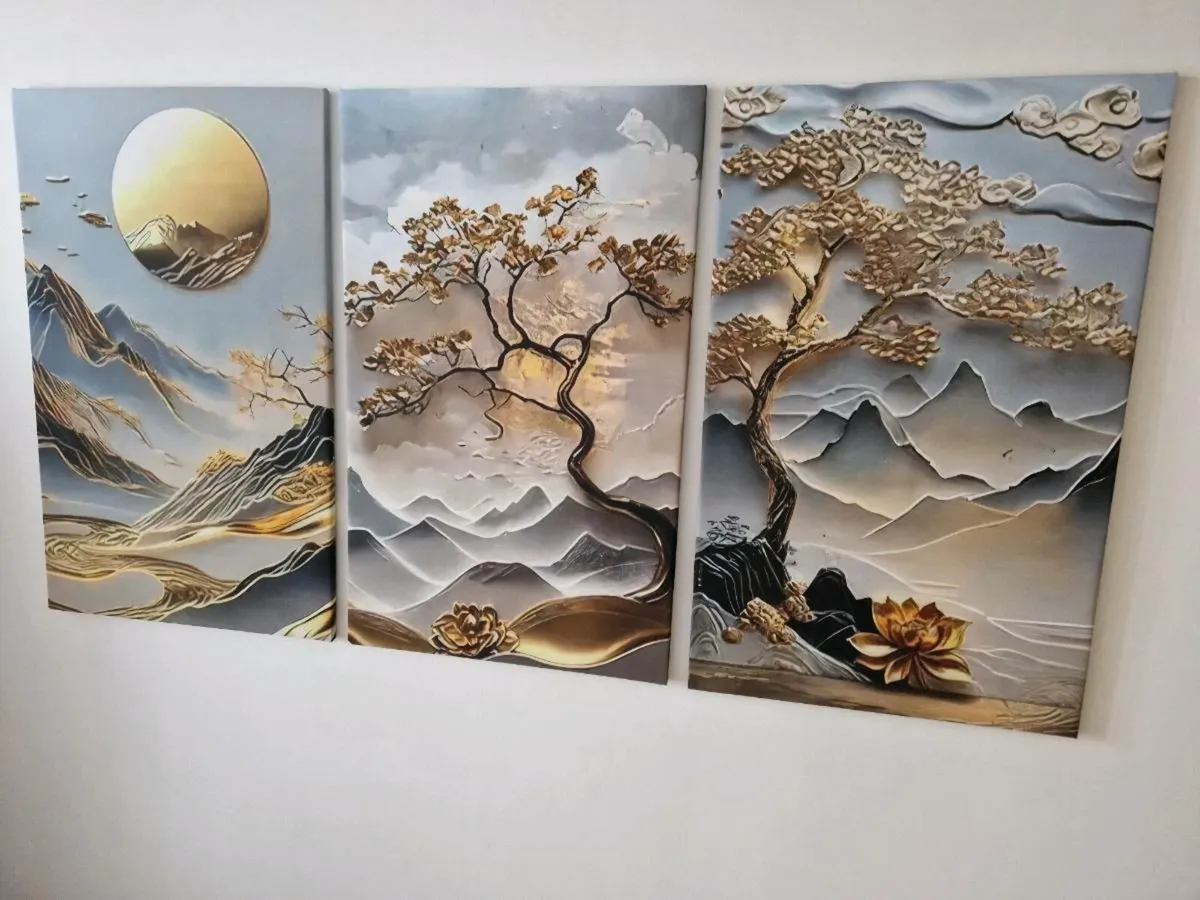 3 canvas 43cm x 70 cm - Image 2