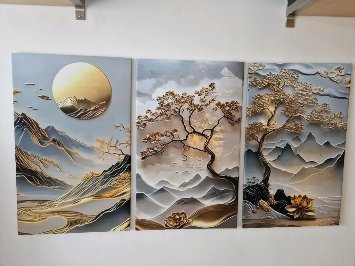3 canvas 43cm x 70 cm - Image 3
