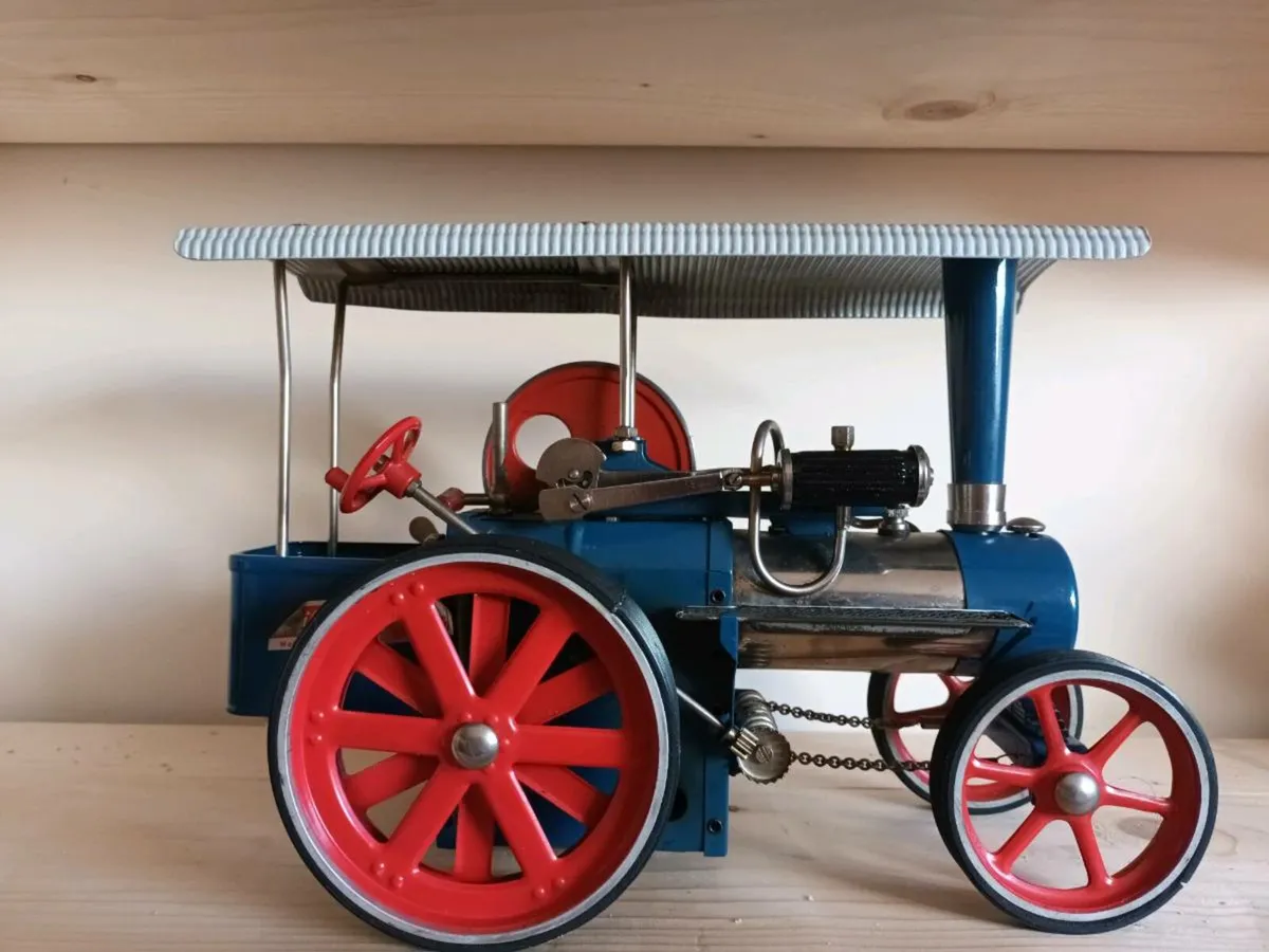 Live steam traction engine - Image 3