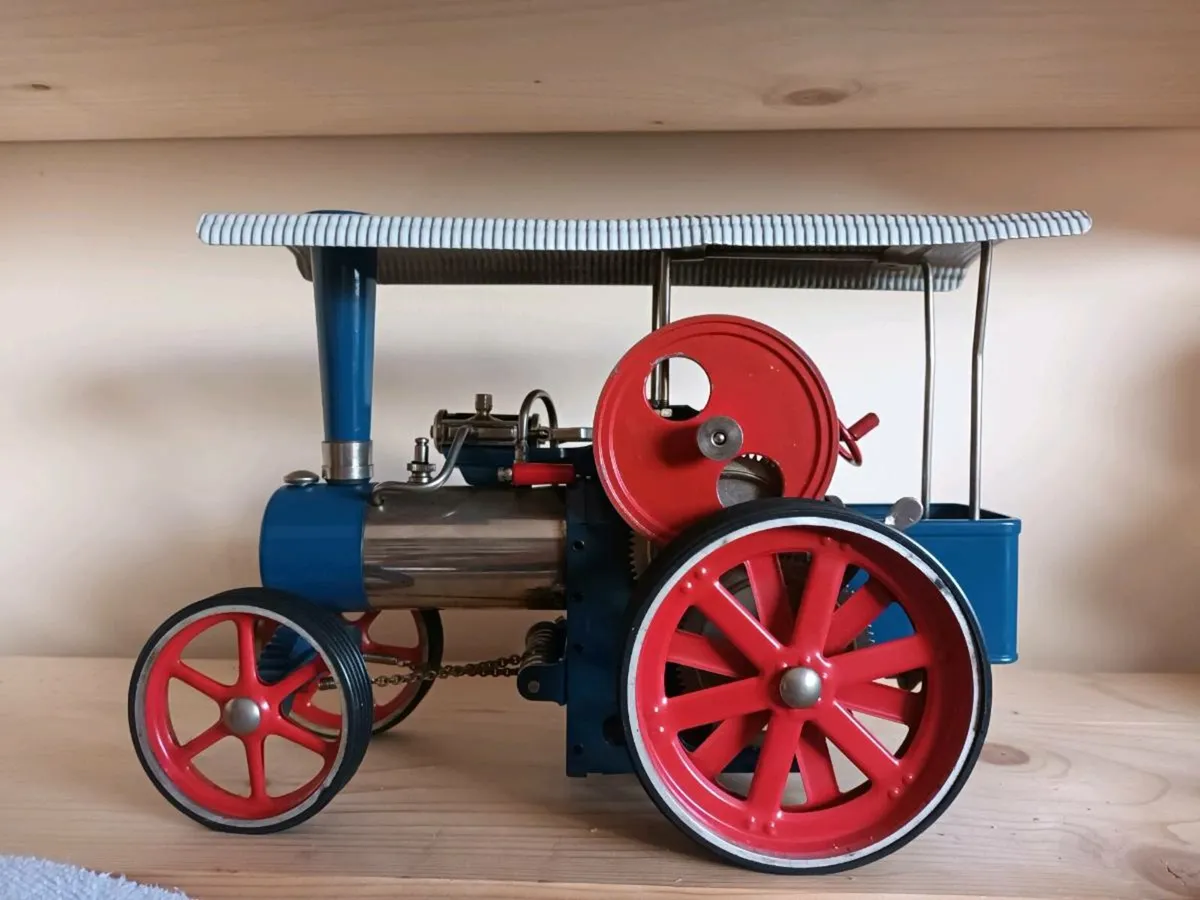 Live steam traction engine - Image 4