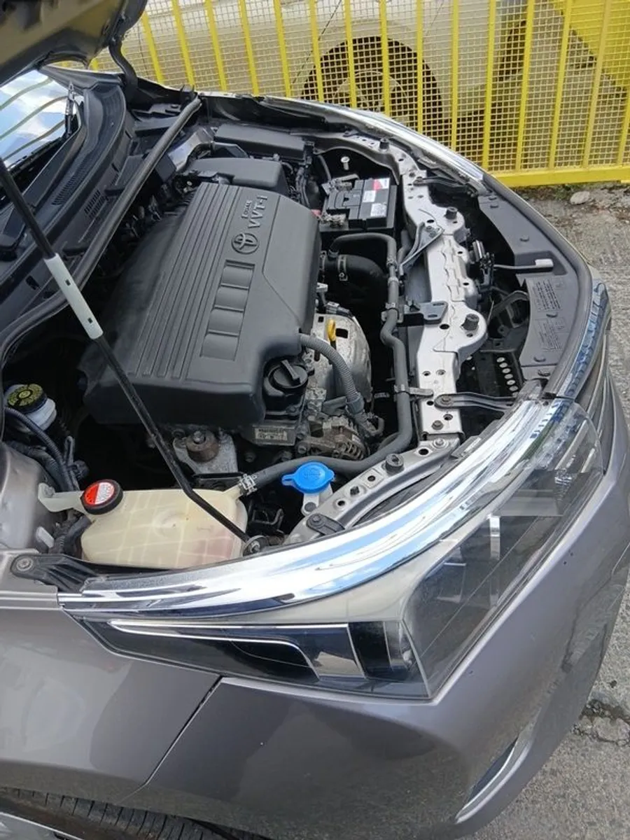 2016 Toyota Corolla - Image 3