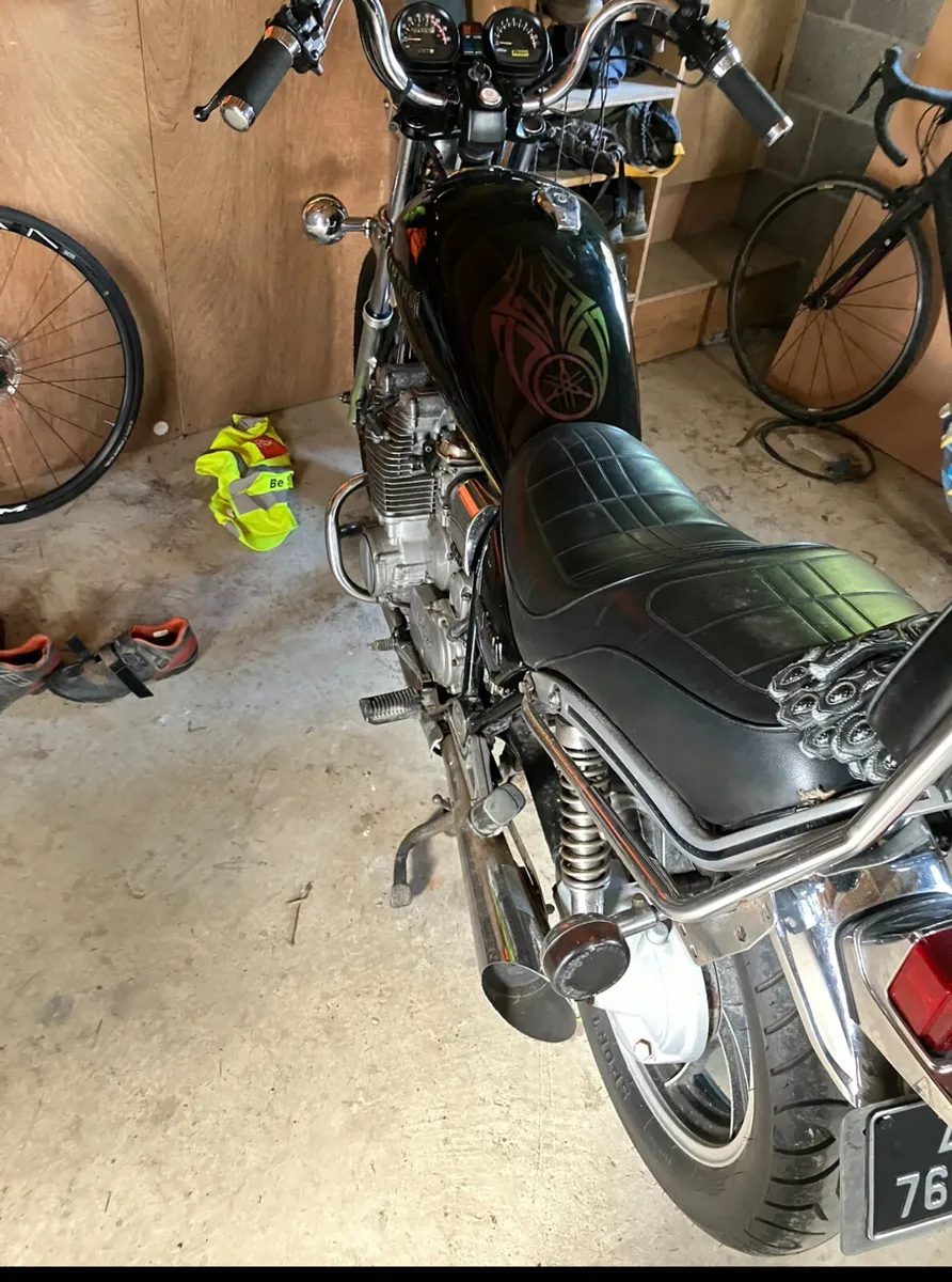 XJ 650 Yamaha motorbike - Image 2