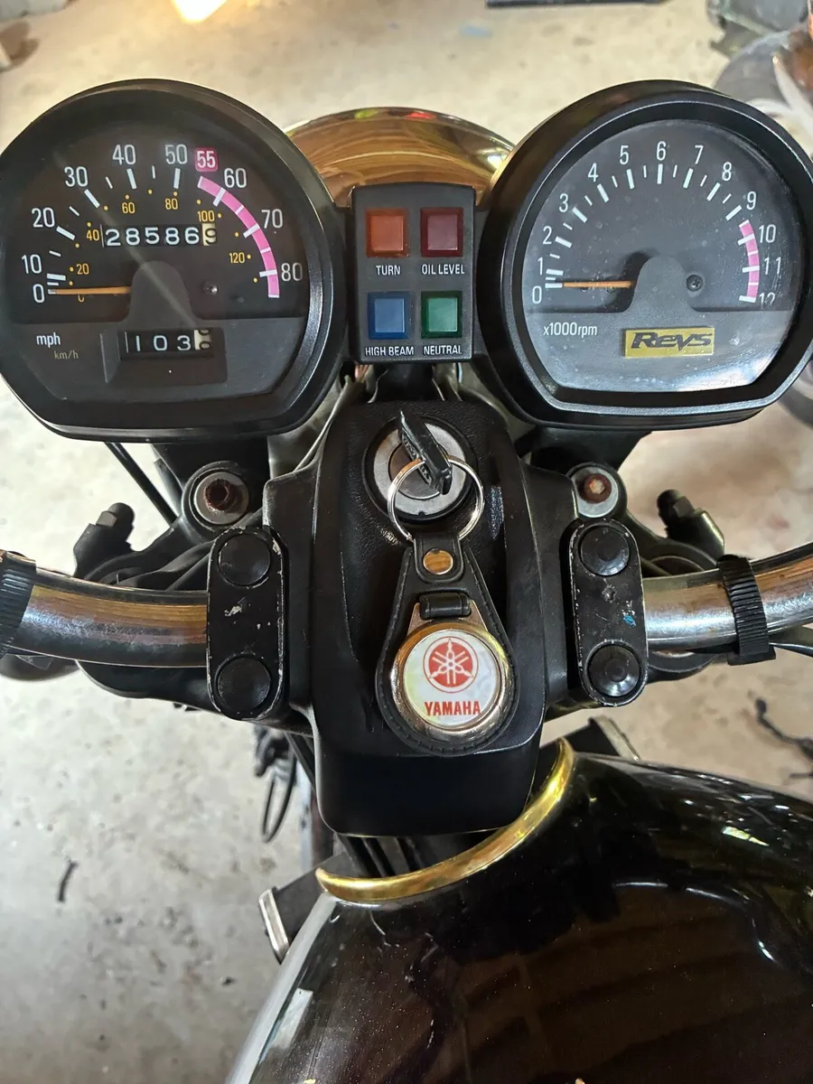 XJ 650 Yamaha motorbike - Image 4