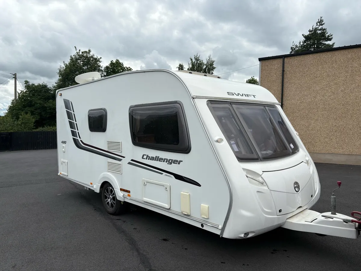 Swift 480 challenger 2011 - Image 1