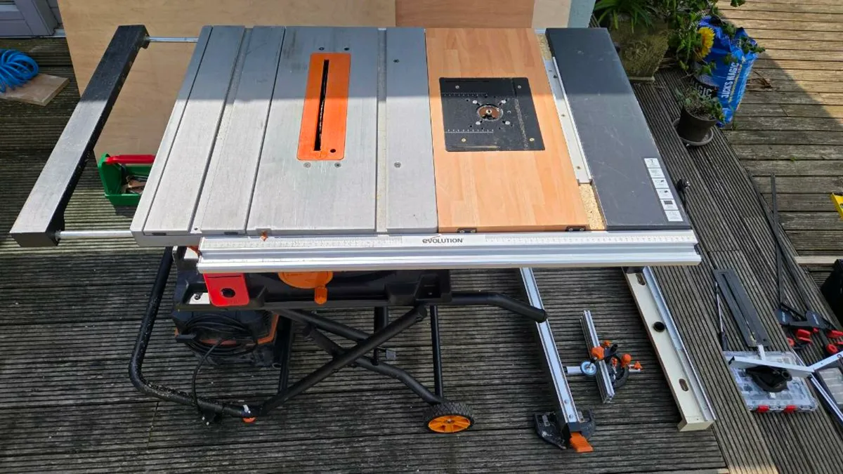 Table saw router table combo - Image 1