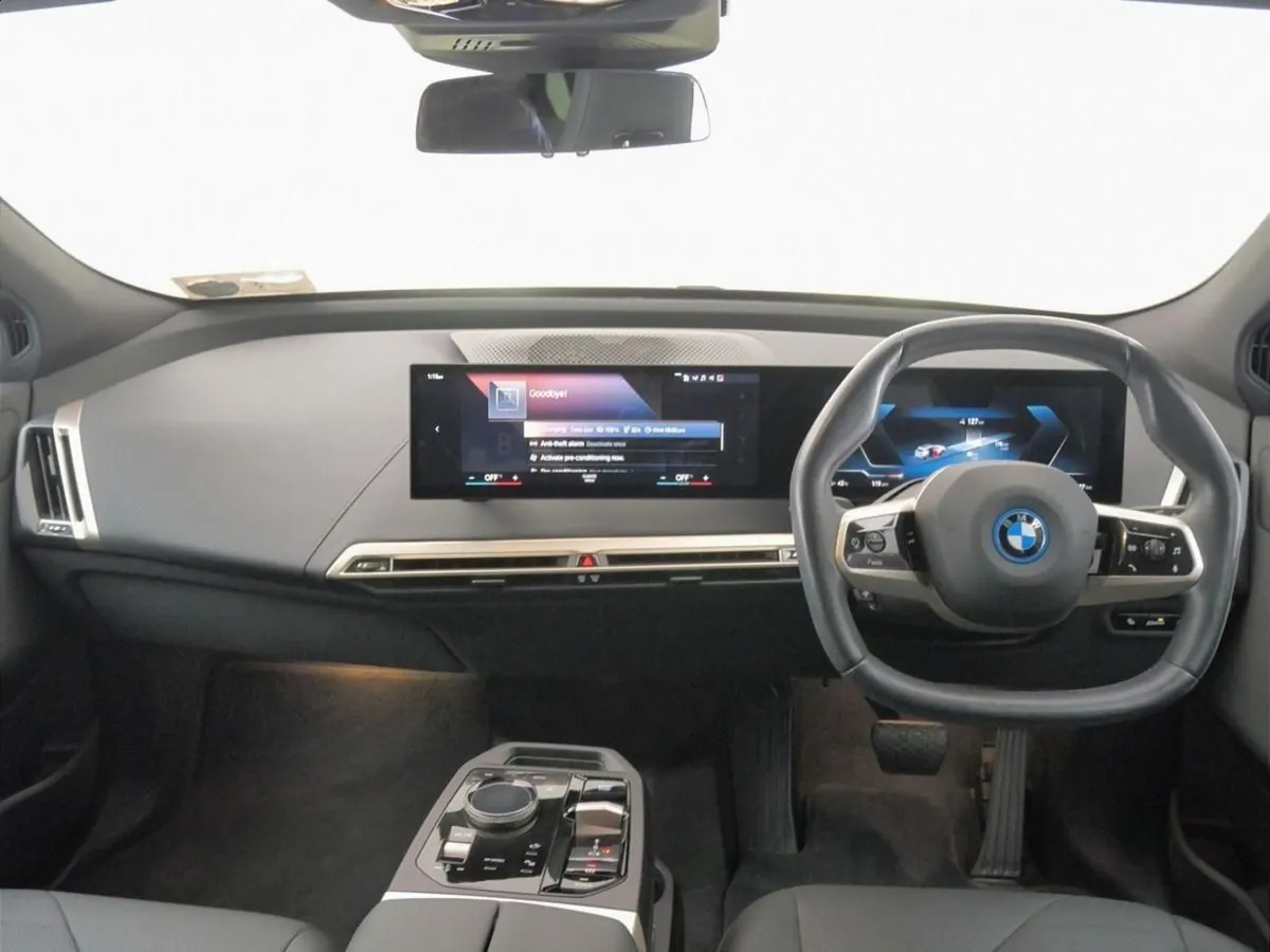 BMW IX Xdrive40 M Sport Edition - Image 4