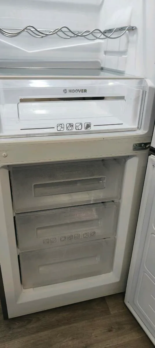Large Hoover Fridge Freezer Frost Free - Image 4