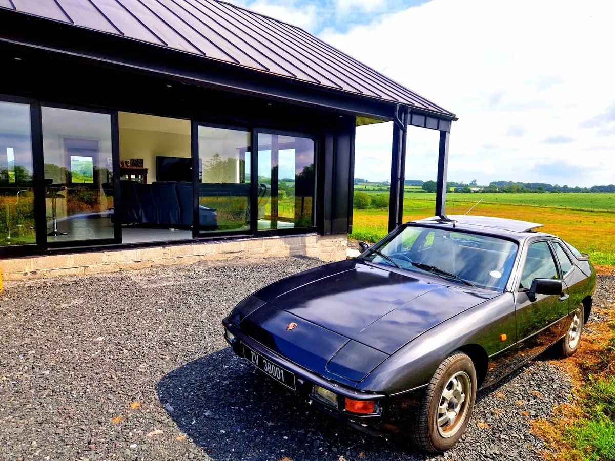 Porsche 924* - Image 1