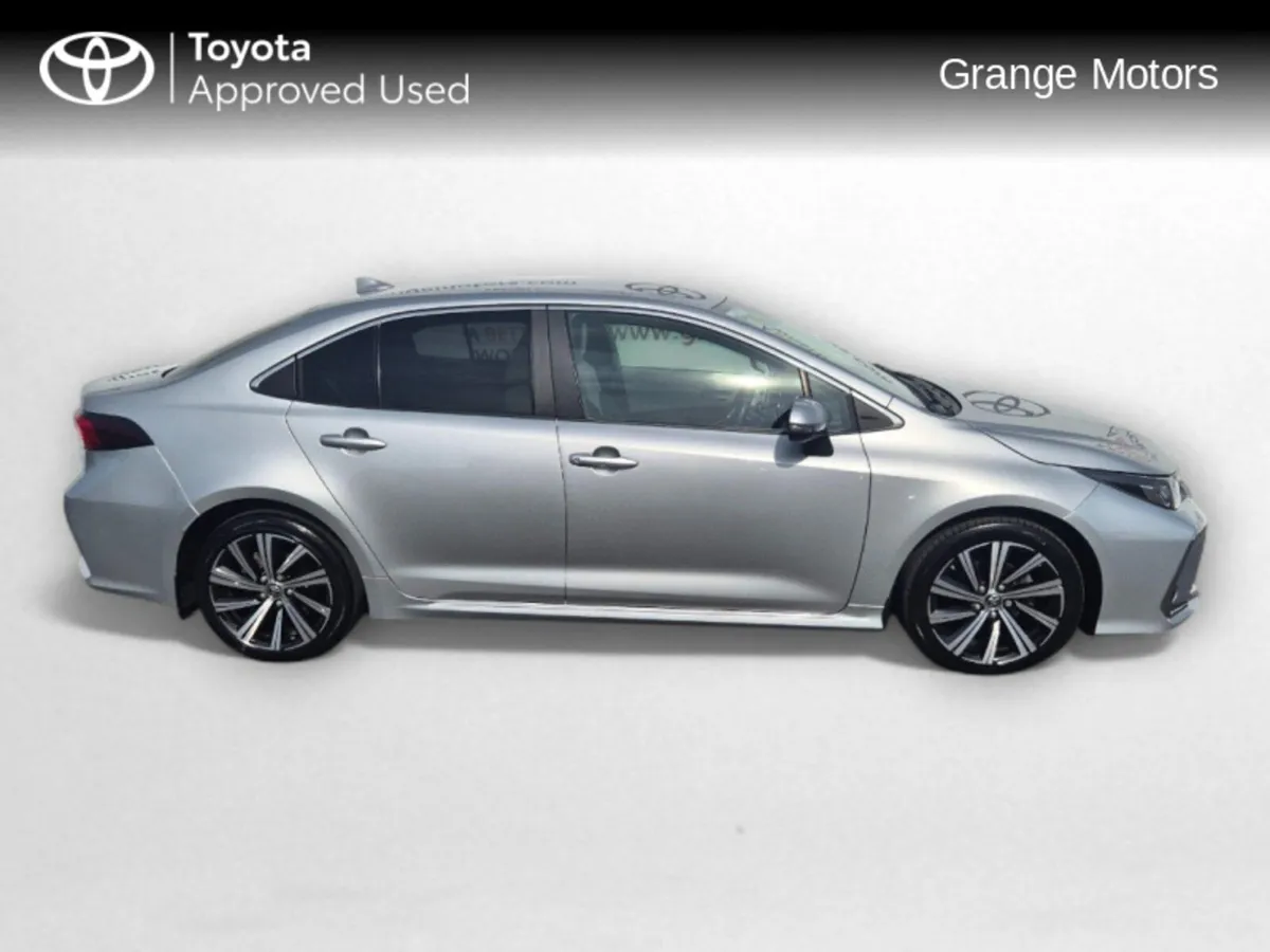 Toyota Corolla 1.8 HYBRID LUNA SPORT SAL - Image 4