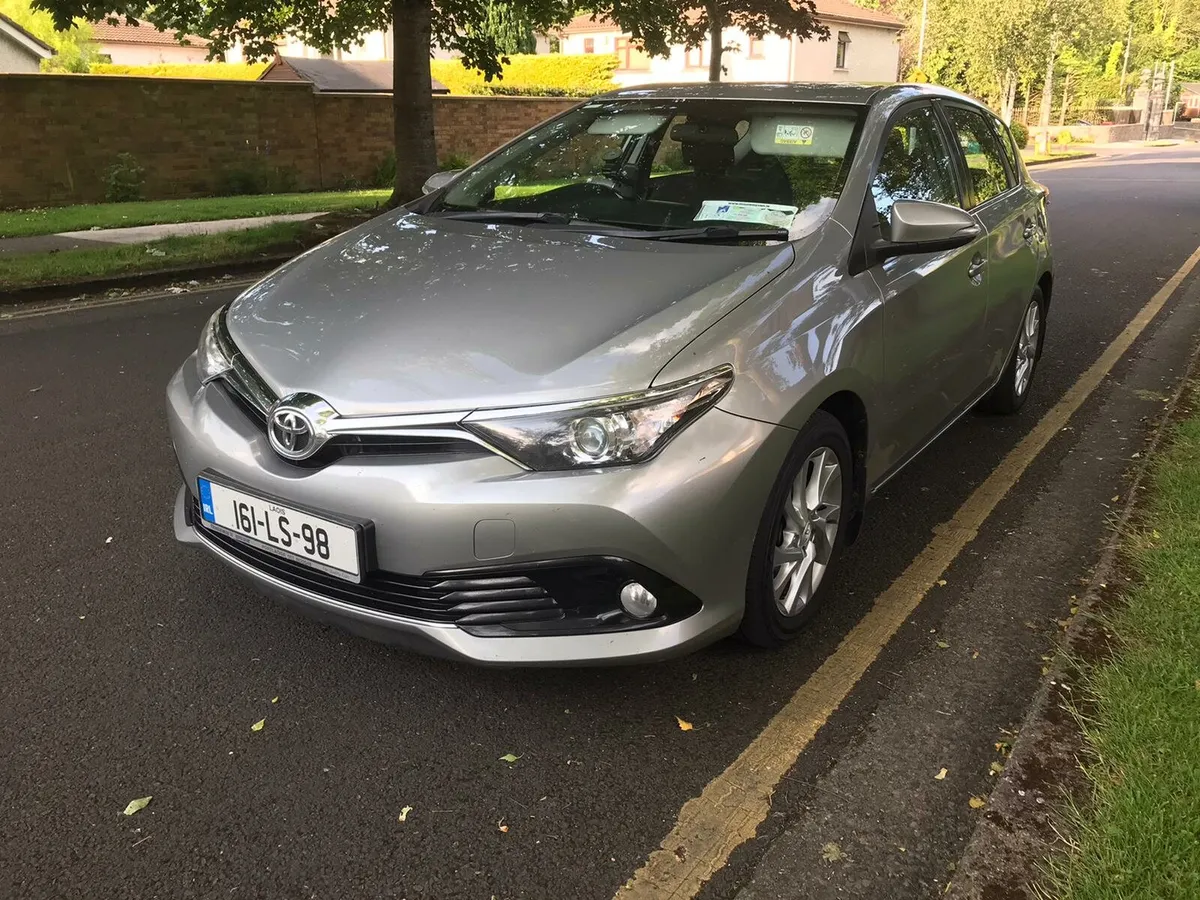 Toyota auris - Image 2