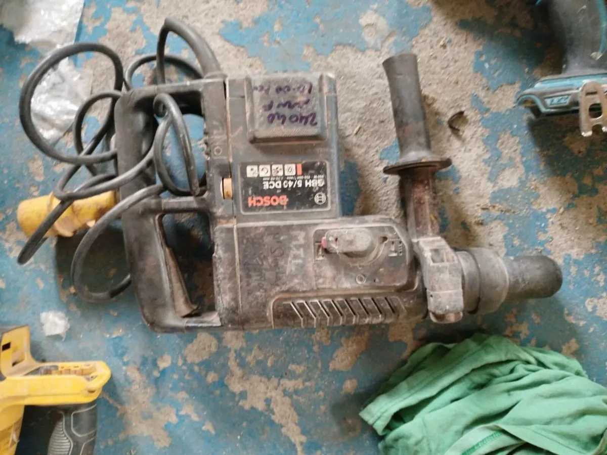 Bosch breaker