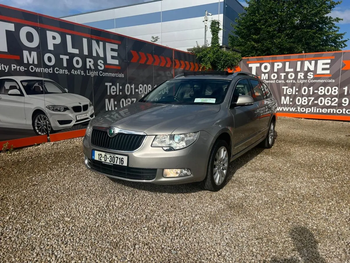 Skoda Superb  limited 4x4//auto//pan Roof//full L - Image 3