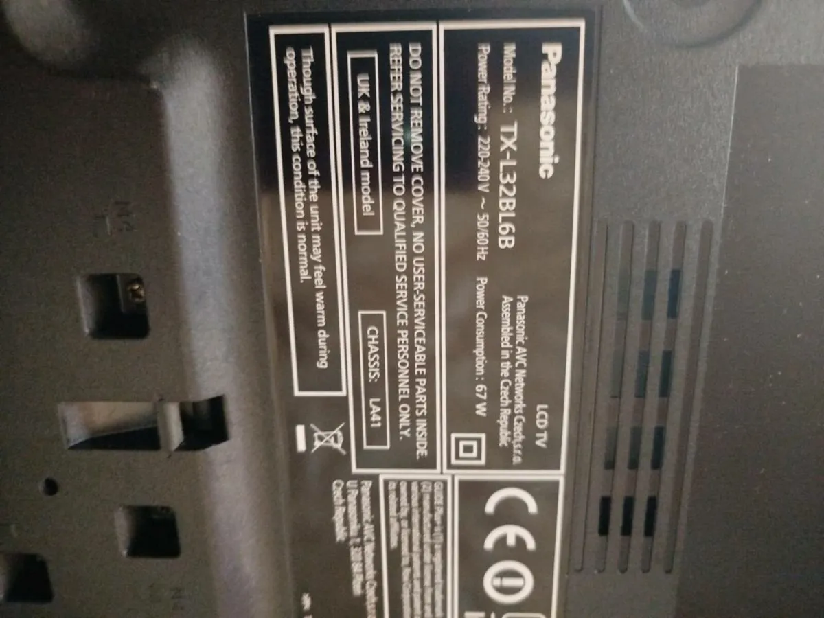 Panasonic 32 inch tv for parts - Image 2
