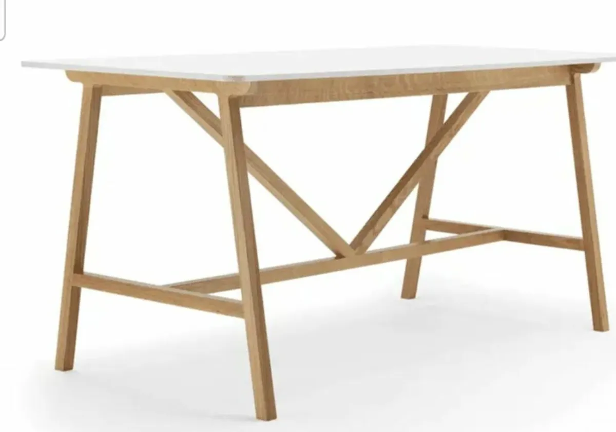 Lyndon Agent High Table - Image 2