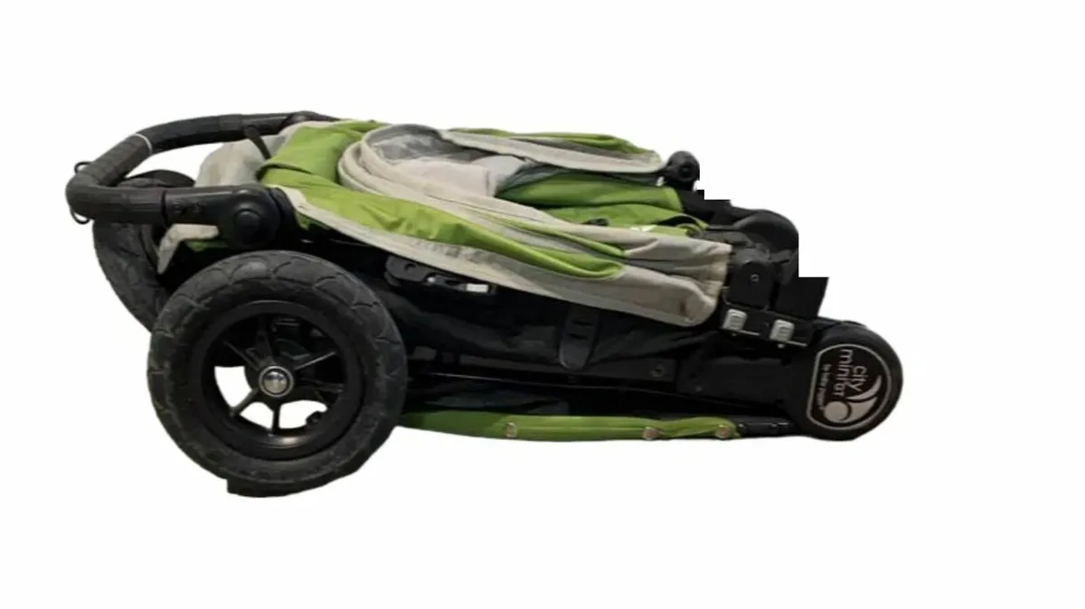Single city mini GT with rain cover HUGE hood - Image 2