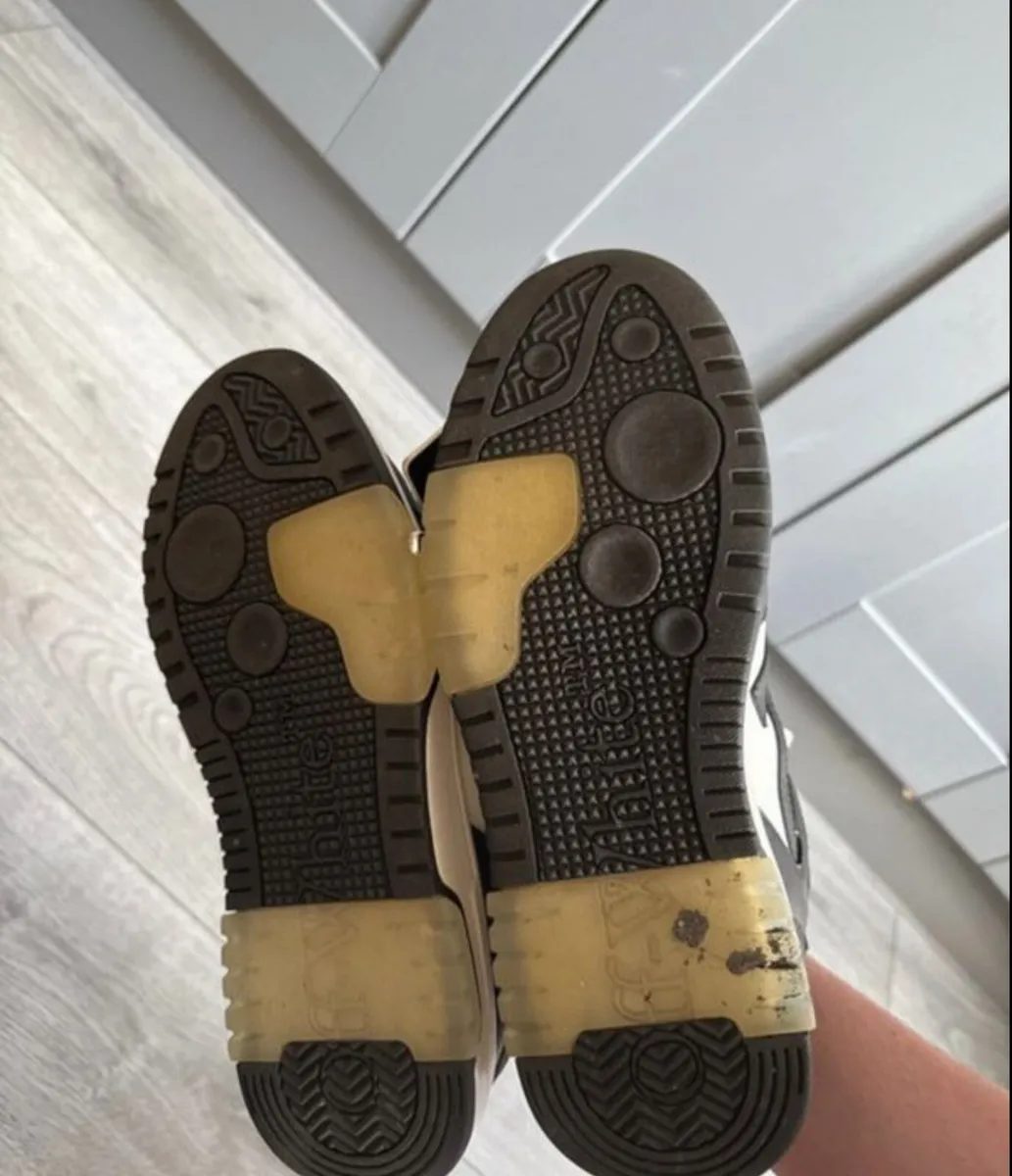 Off White Trainers Men’s - Image 4