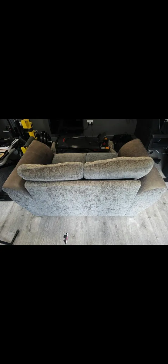 Couch - Image 1