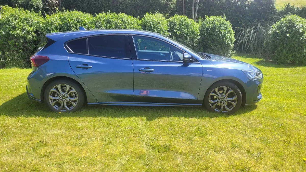 Ford Focus 2022 - Image 1