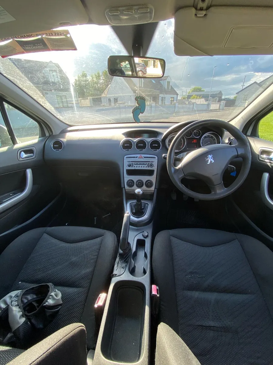 Peugeot 308 sw - Image 3