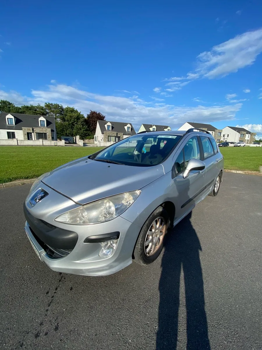Peugeot 308 sw - Image 1