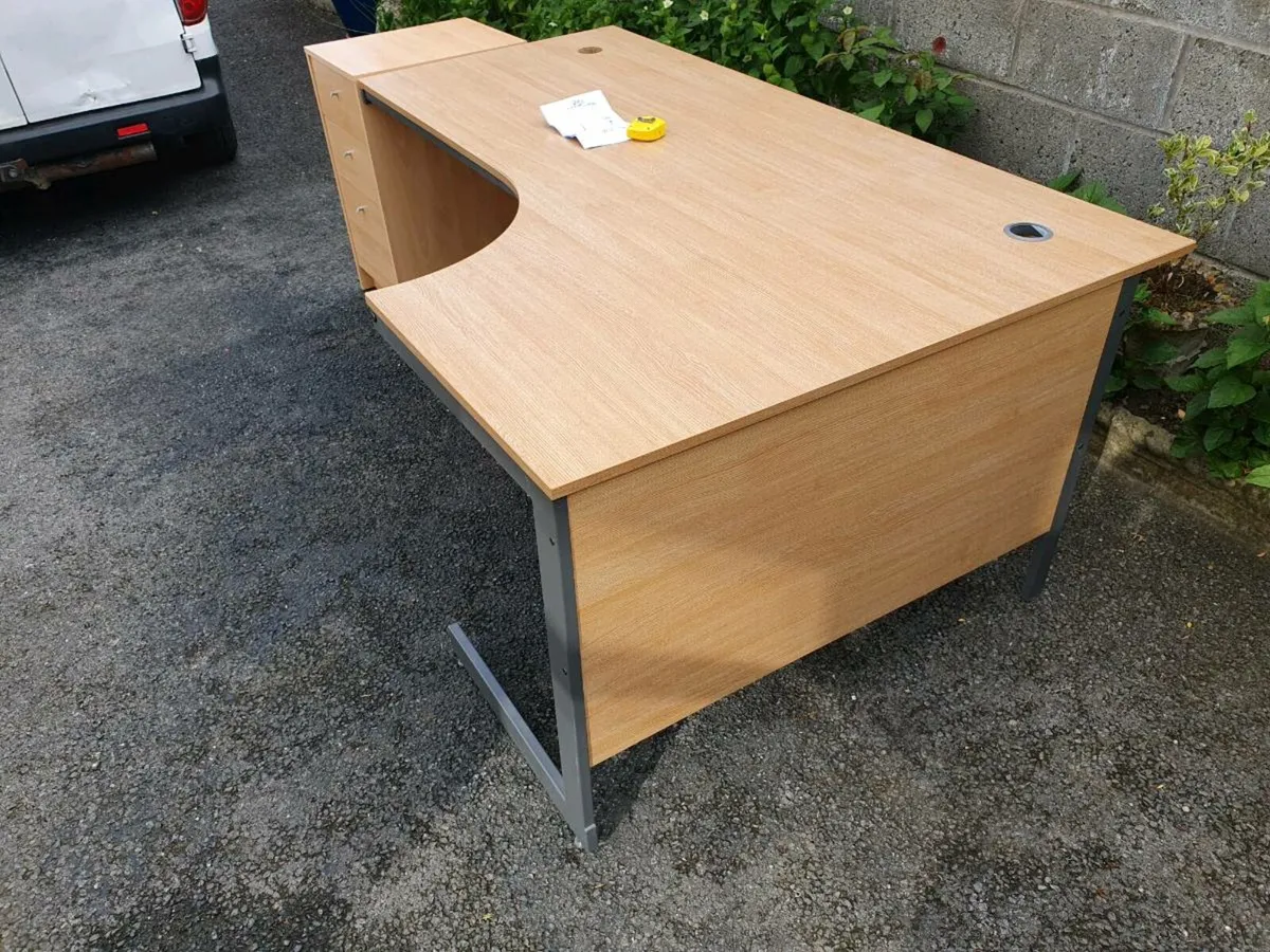 Beech office desk and 3drawer unit - Image 2