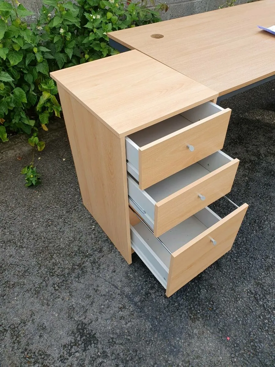 Beech office desk and 3drawer unit - Image 3