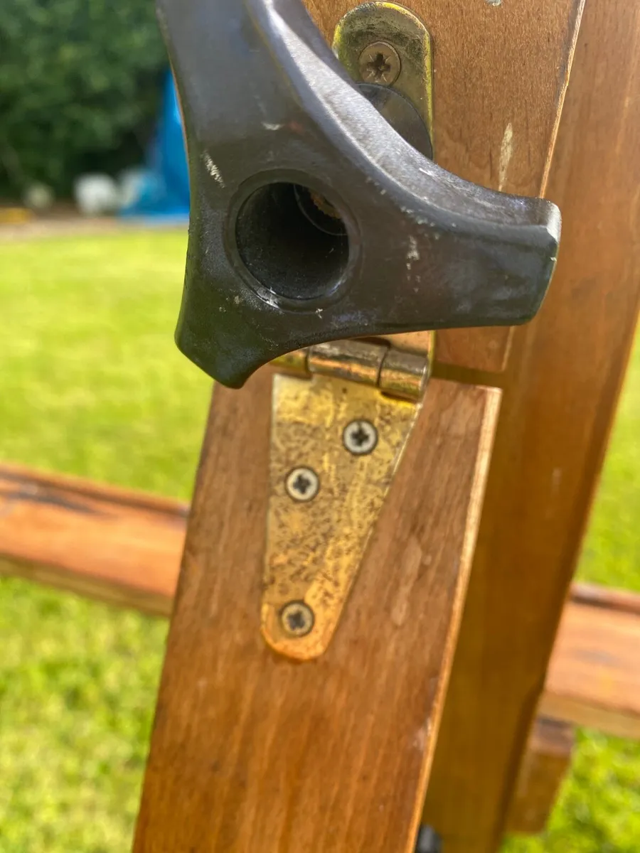 Windsor & newton Tavy T-Bar easel - Image 2