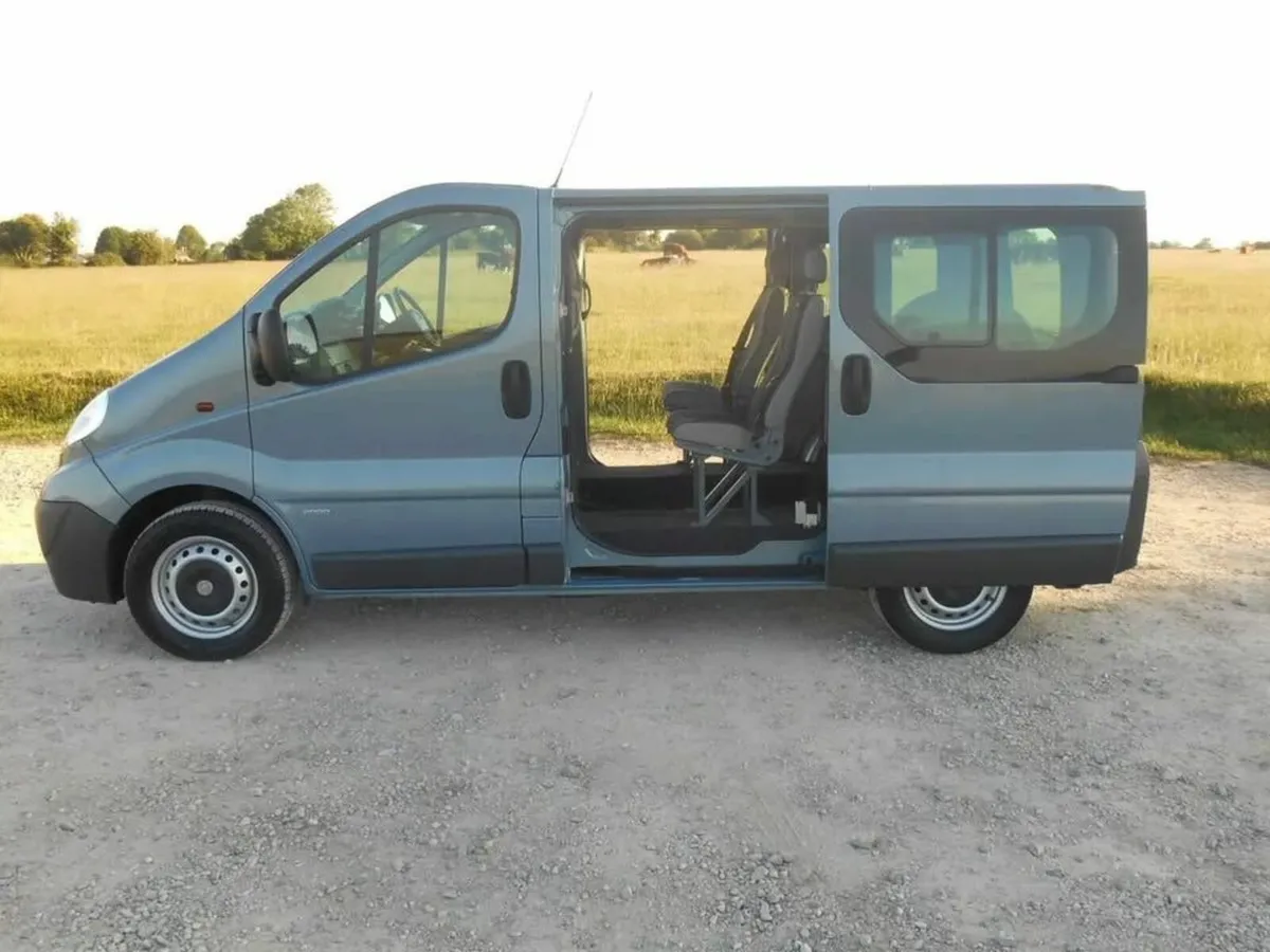 2014 Vauxhall vivaro 2.0 cdti mpv 5 seat - Image 1