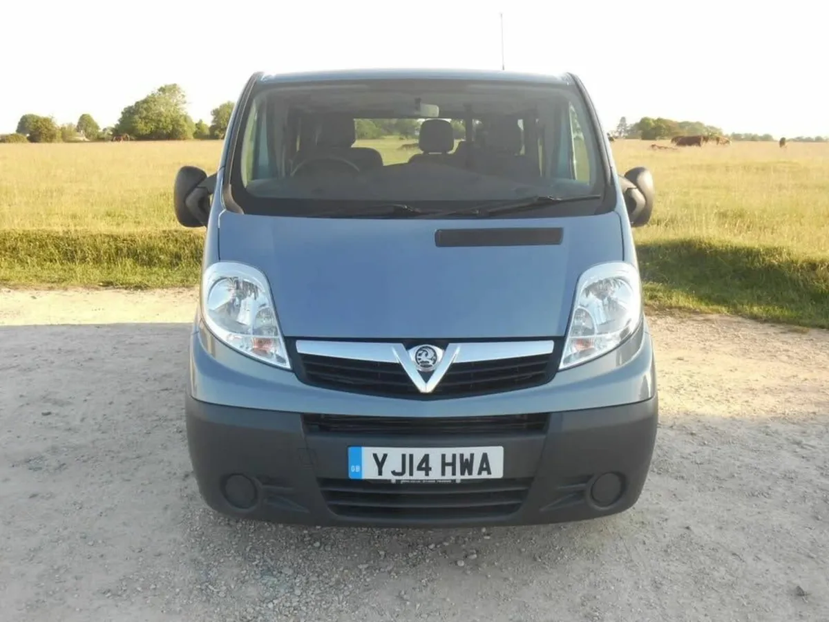 2014 Vauxhall vivaro 2.0 cdti mpv 5 seat - Image 2