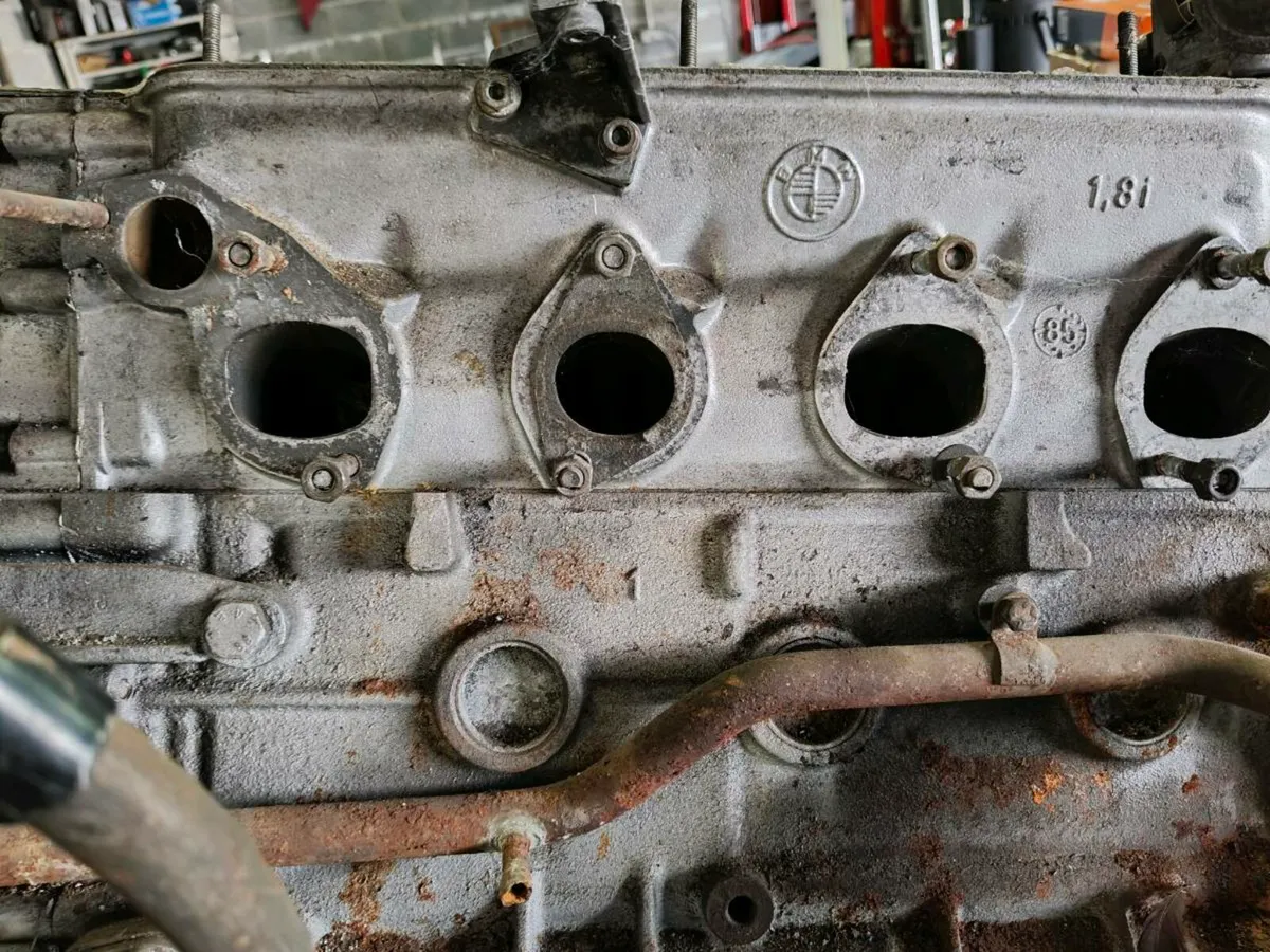 E28 BMW 518i M10 Engine - Image 2