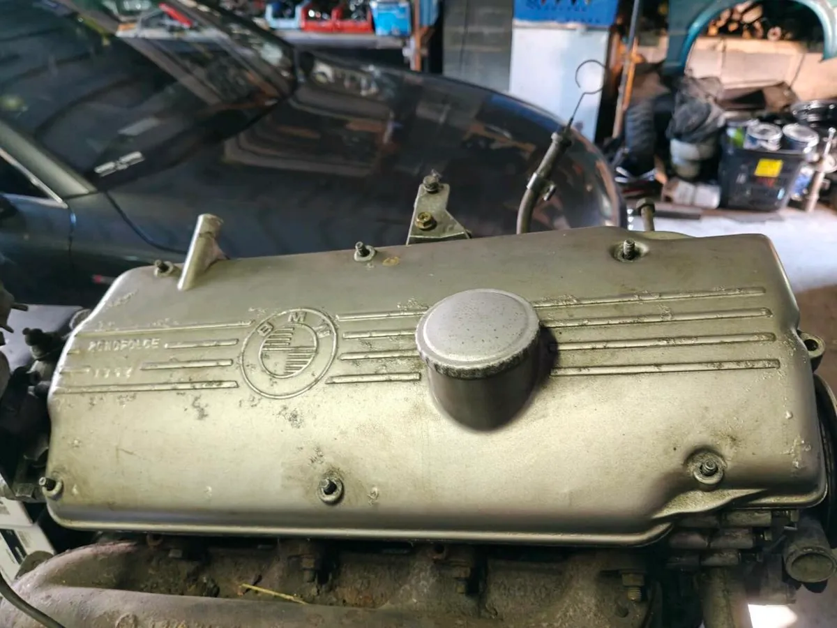 E28 BMW 518i M10 Engine - Image 3